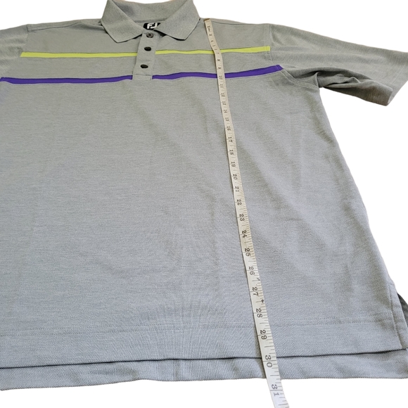 Footjoy mens golf polo size large. Fits like an XL - Picture 4 of 5